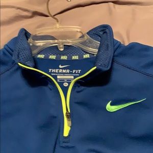 Youth Nike sweatshirt